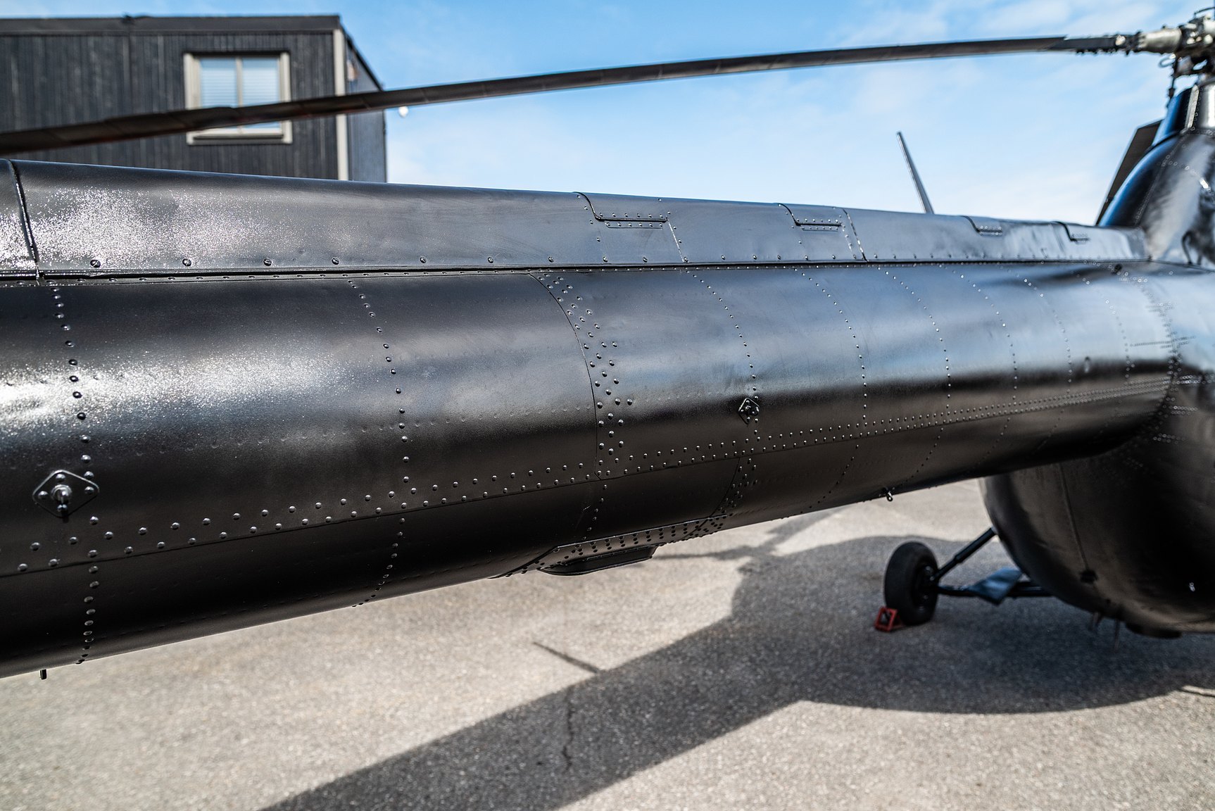 Exteriörbild på 1974 MIL Mi-2