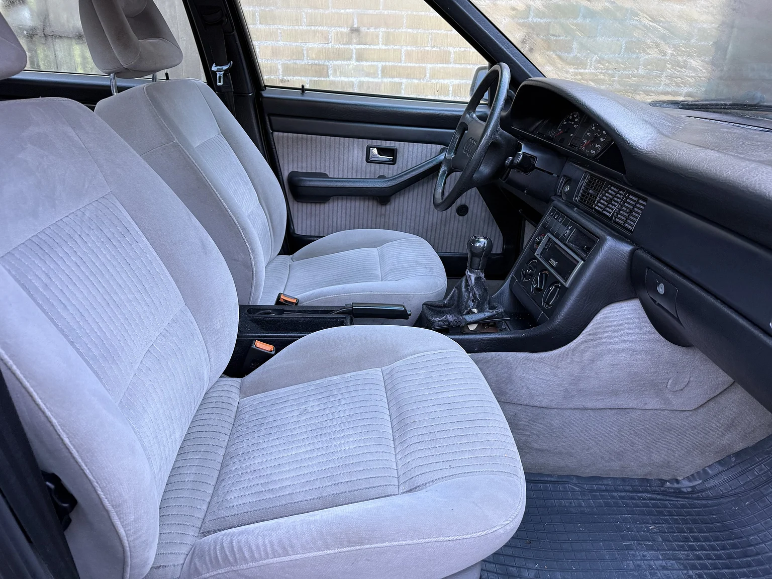 Interiörbild 1990 Audi 100 Avant (28)