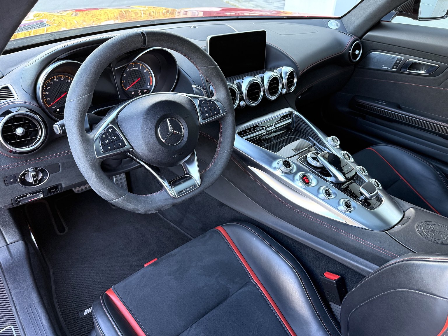 Interior image of 2015 Mercedes-AMG GT S