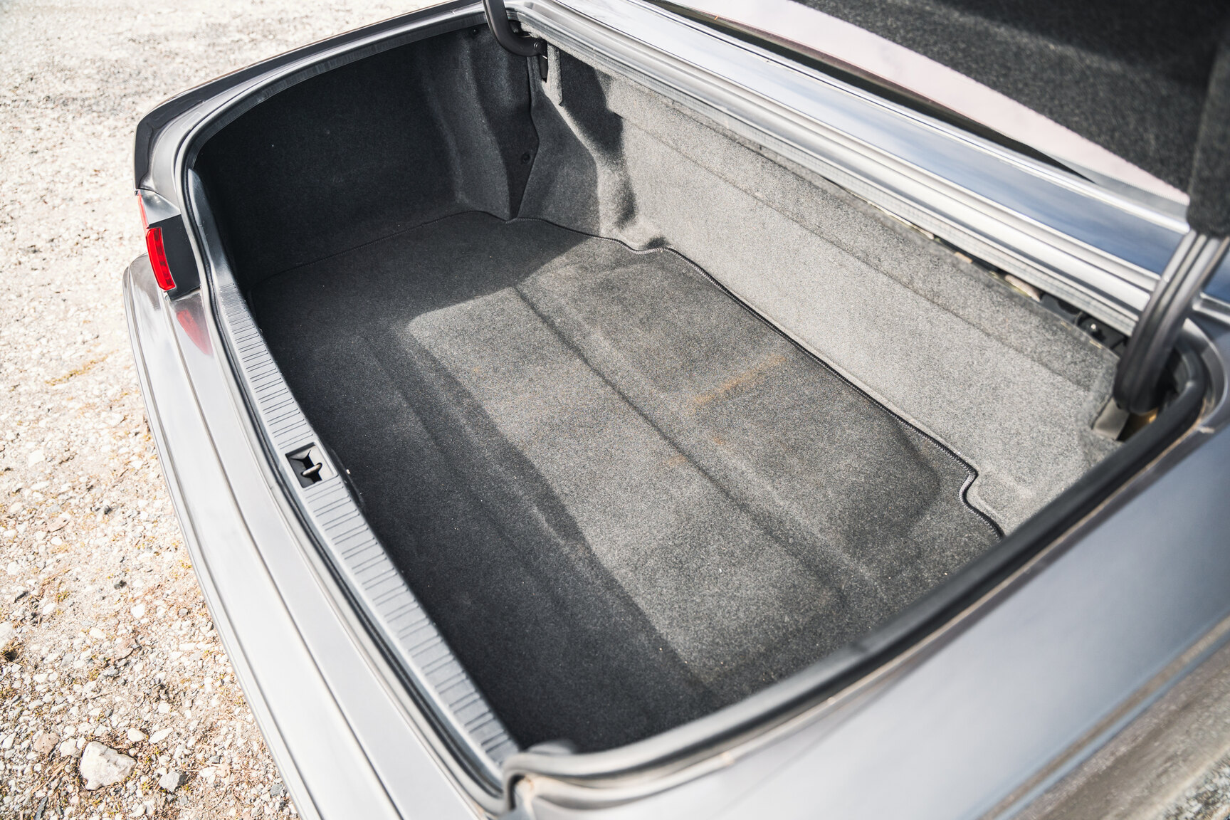 Interior image of 2000 Toyota Century