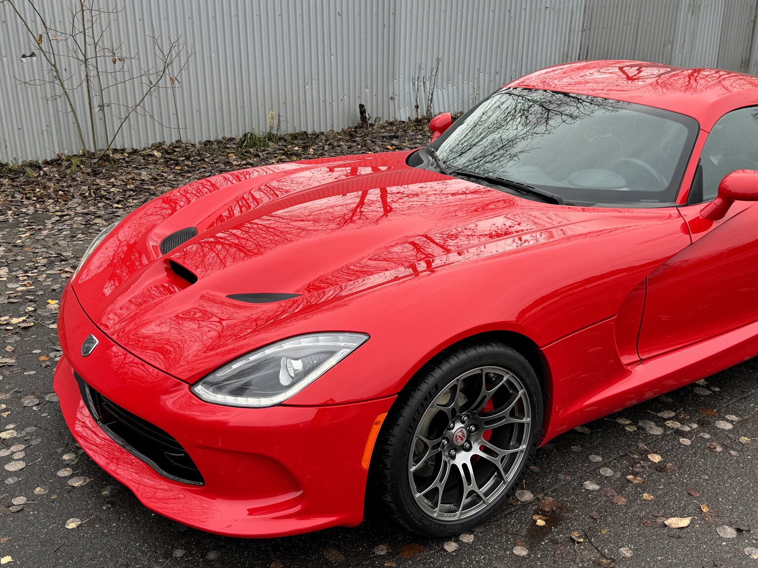 Exteriörbild på 2014 Dodge Viper GTS (40)