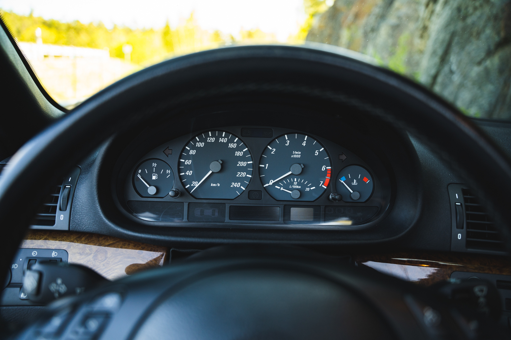 Innenraumfoto von 2001 BMW E46 325 Cabriolet (21)