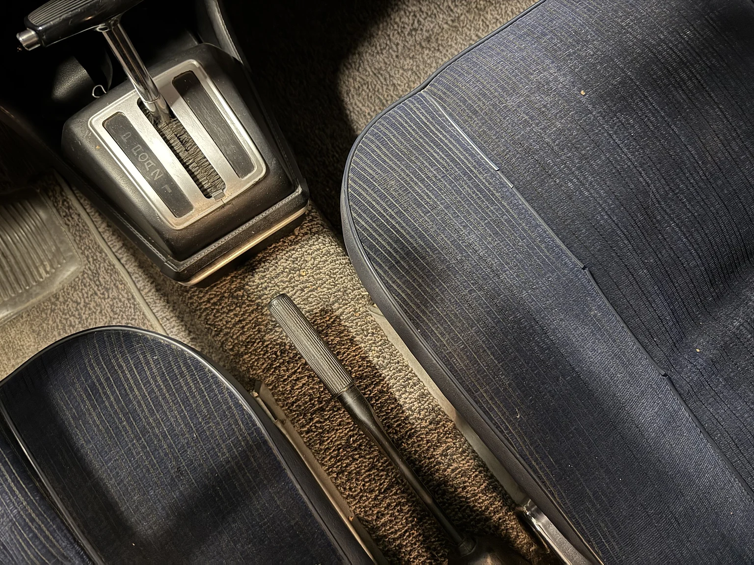 Innenraumfoto von 1970 BMW New Class 4-dörrars Sedan (34)