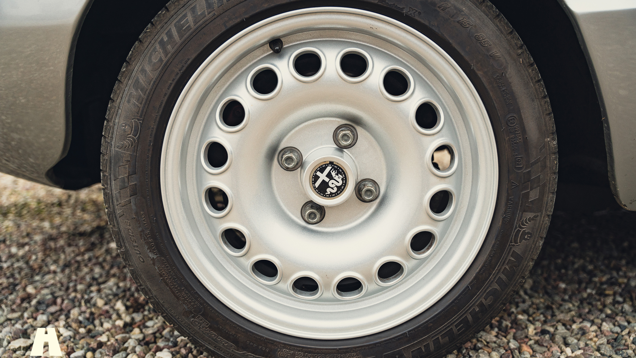 Exteriörbild på 1980 Alfa Romeo 2000 Spider