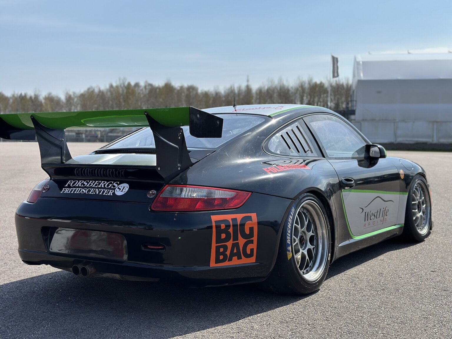 Exterior image of 2007 Porsche 911 GT3 CUP