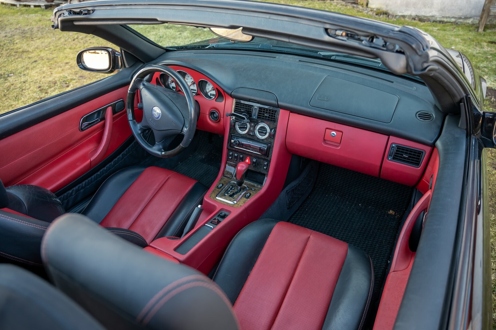 Interiörbild 2001 Mercedes-Benz SLK 320
