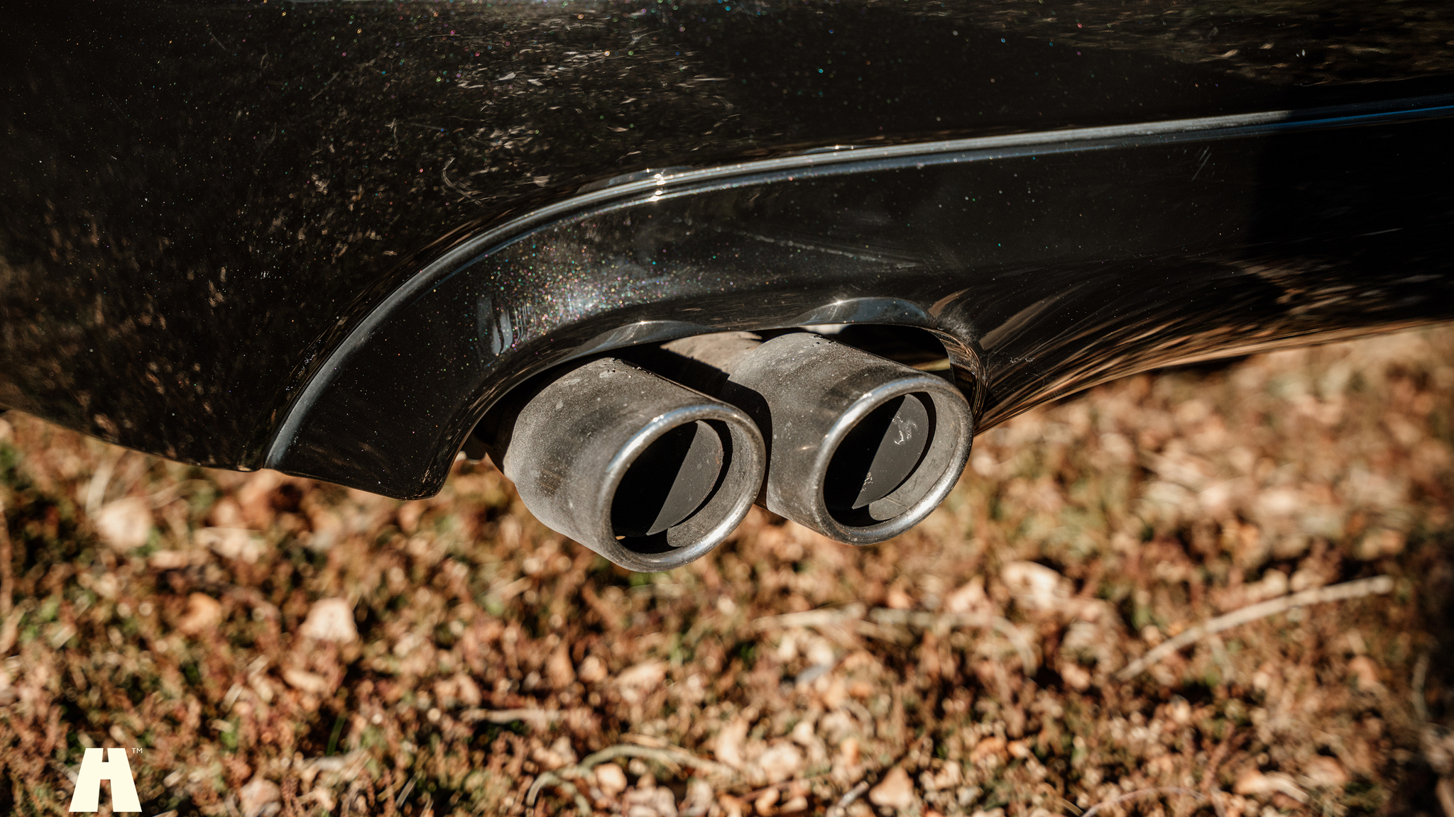 Exterior image of 2010 Jaguar XFR (48)