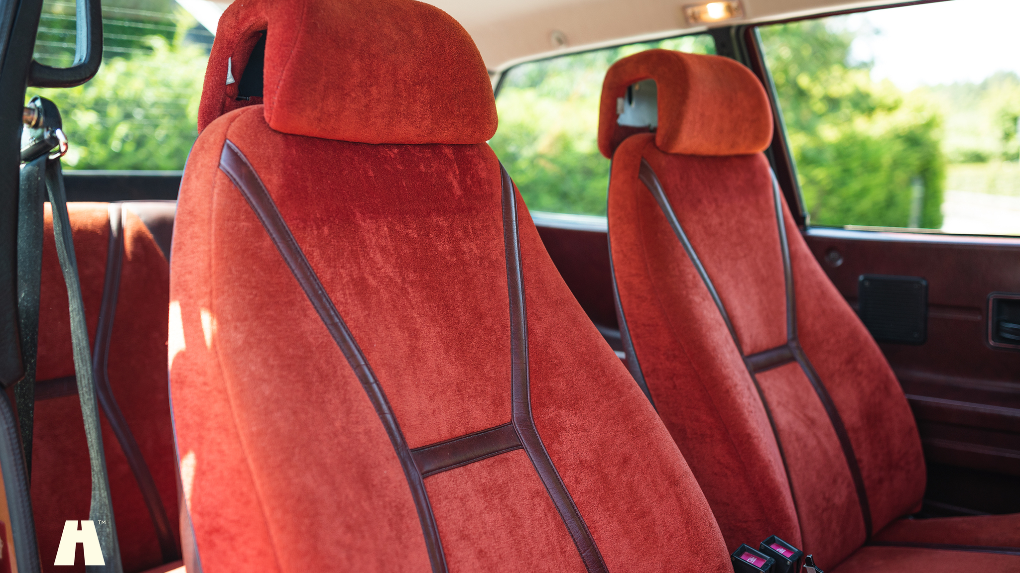 Interior image of 1980 Saab 99 Turbo unikum