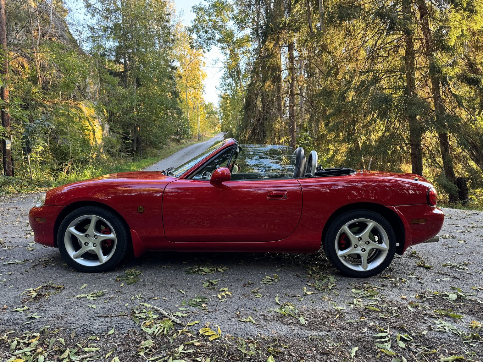 Exterior image of 2004 Mazda MX-5
