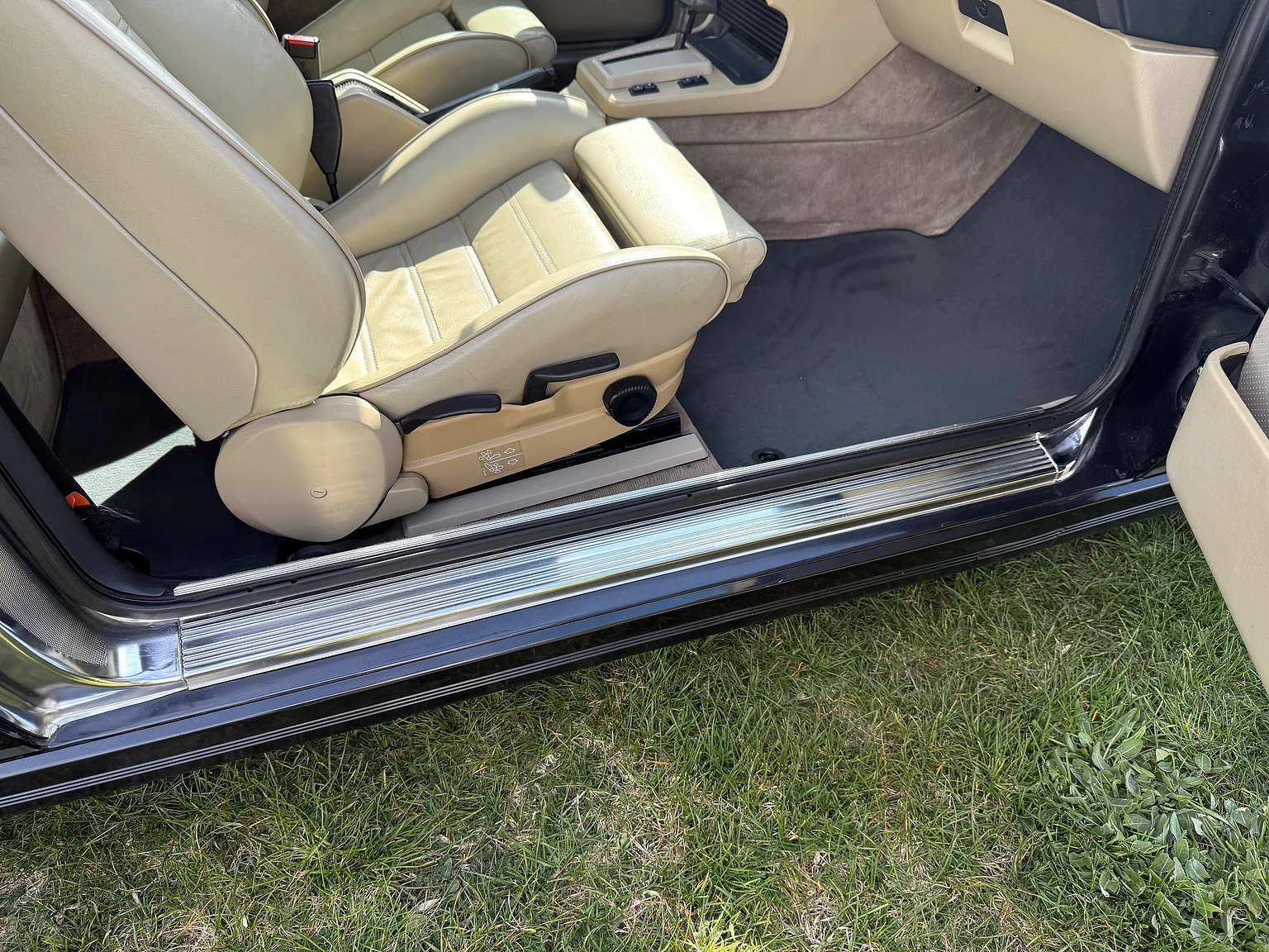 Innenraumfoto von 1985 BMW 635 CSiA (E24) (101)