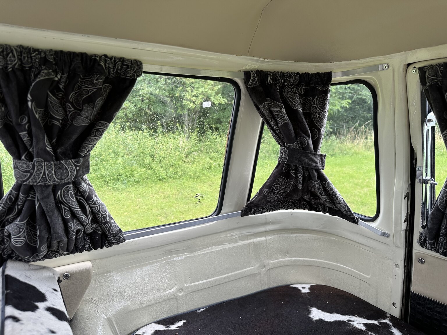 Interior image of 1970 Volkswagen T1