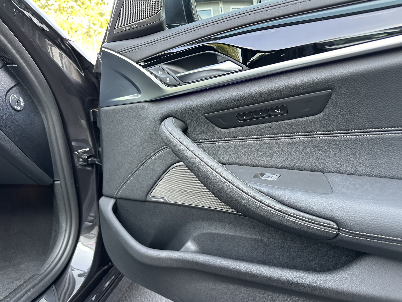 Interior image of 2019 ALPINA B5 S Bi-Turbo Sedan ALLRAD