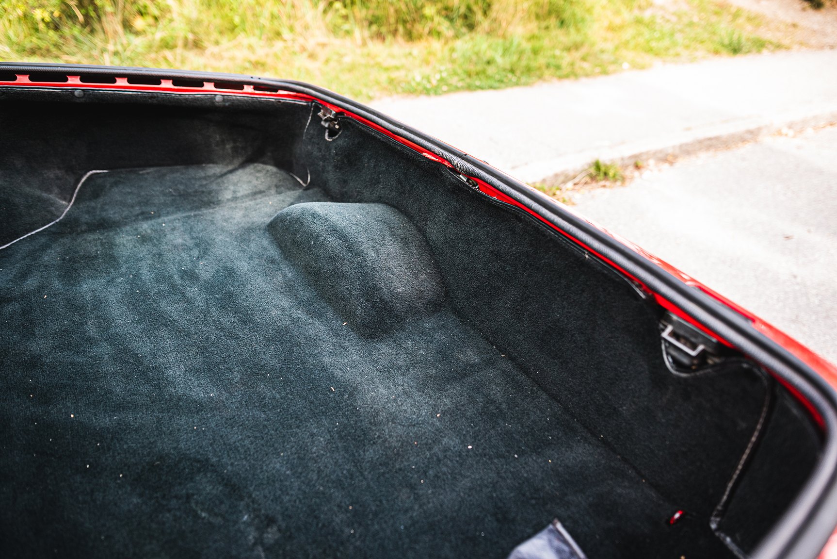 Interior image of 1988 Porsche 944