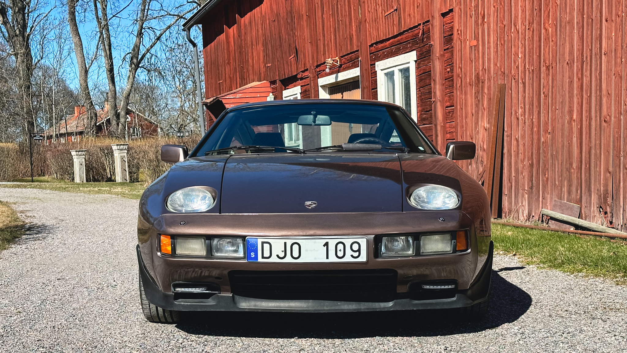 Aussenfoto 1983 Porsche 928 S (2)
