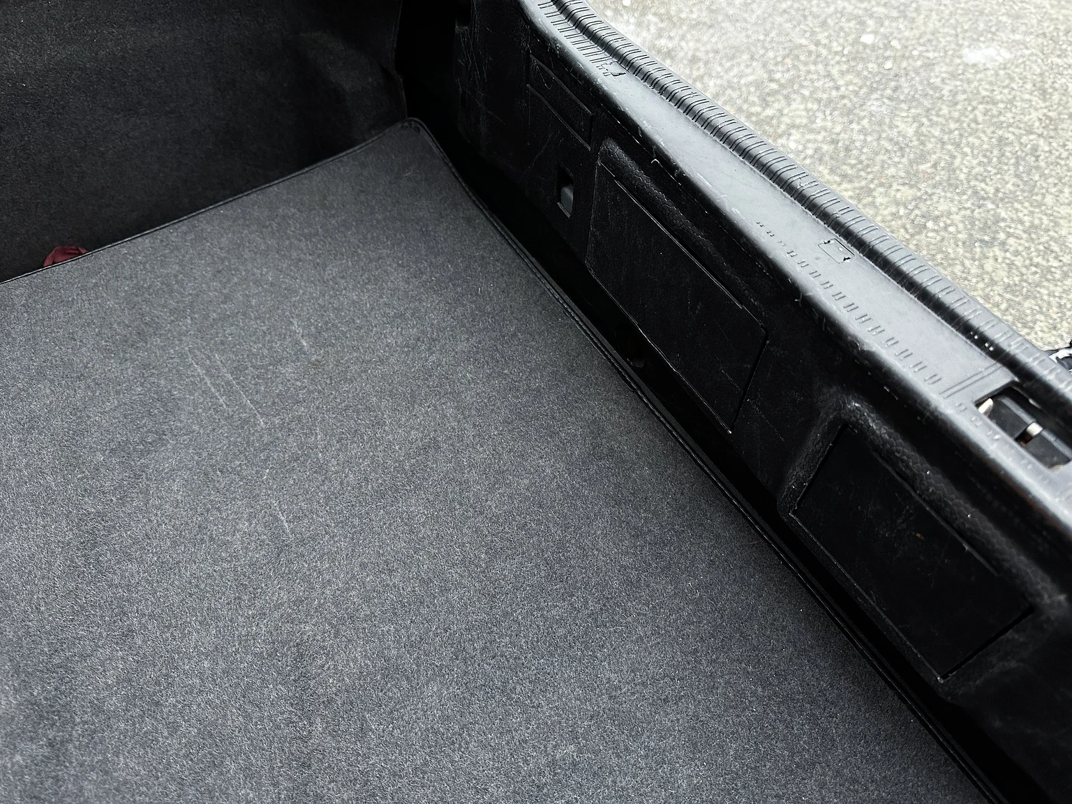 Interior image of 1993 Mercedes-Benz E 320 "AMG" (65)