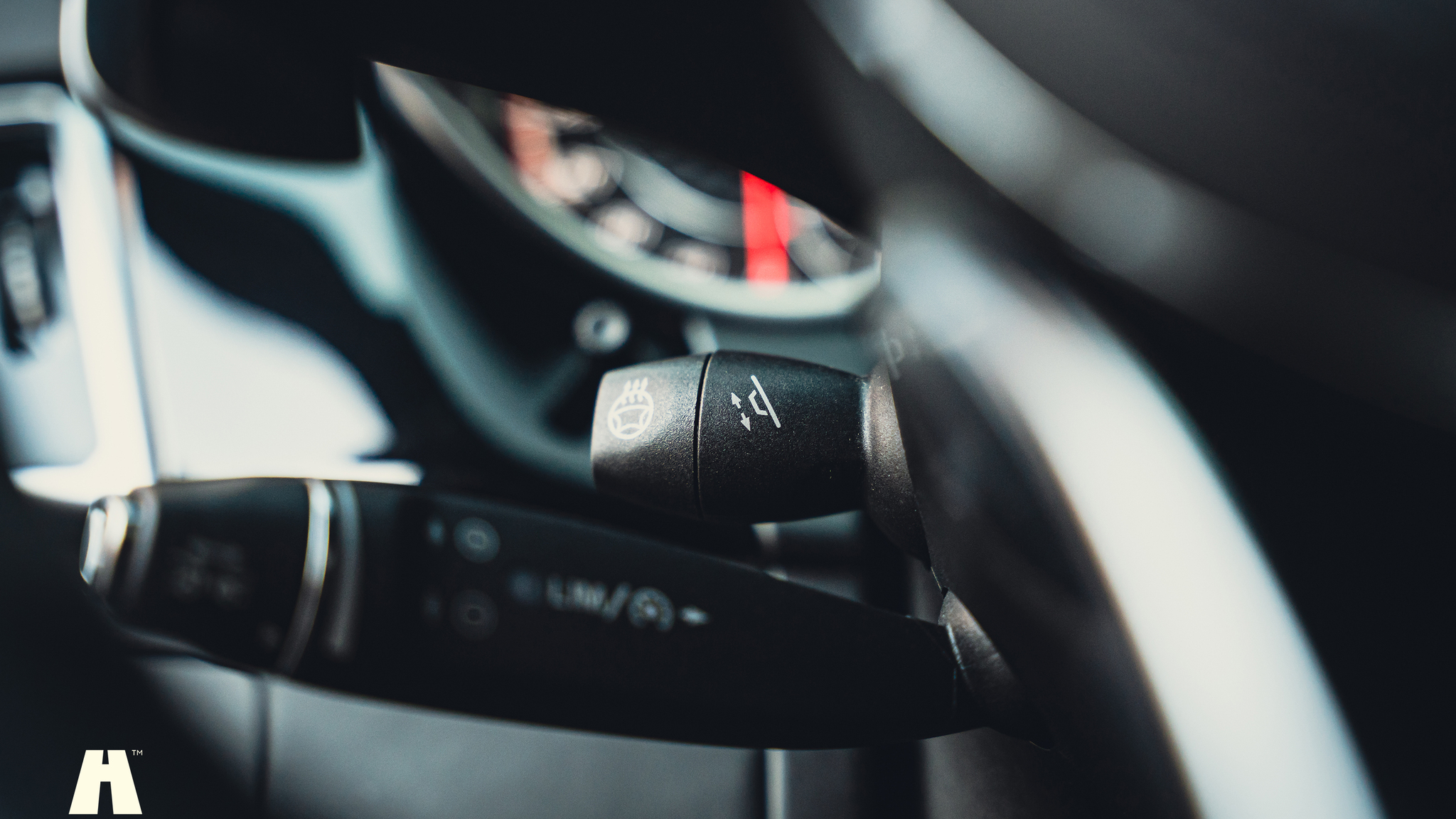 Innenraumfoto von 2017 Mercedes-Benz GLS 63 AMG (38)