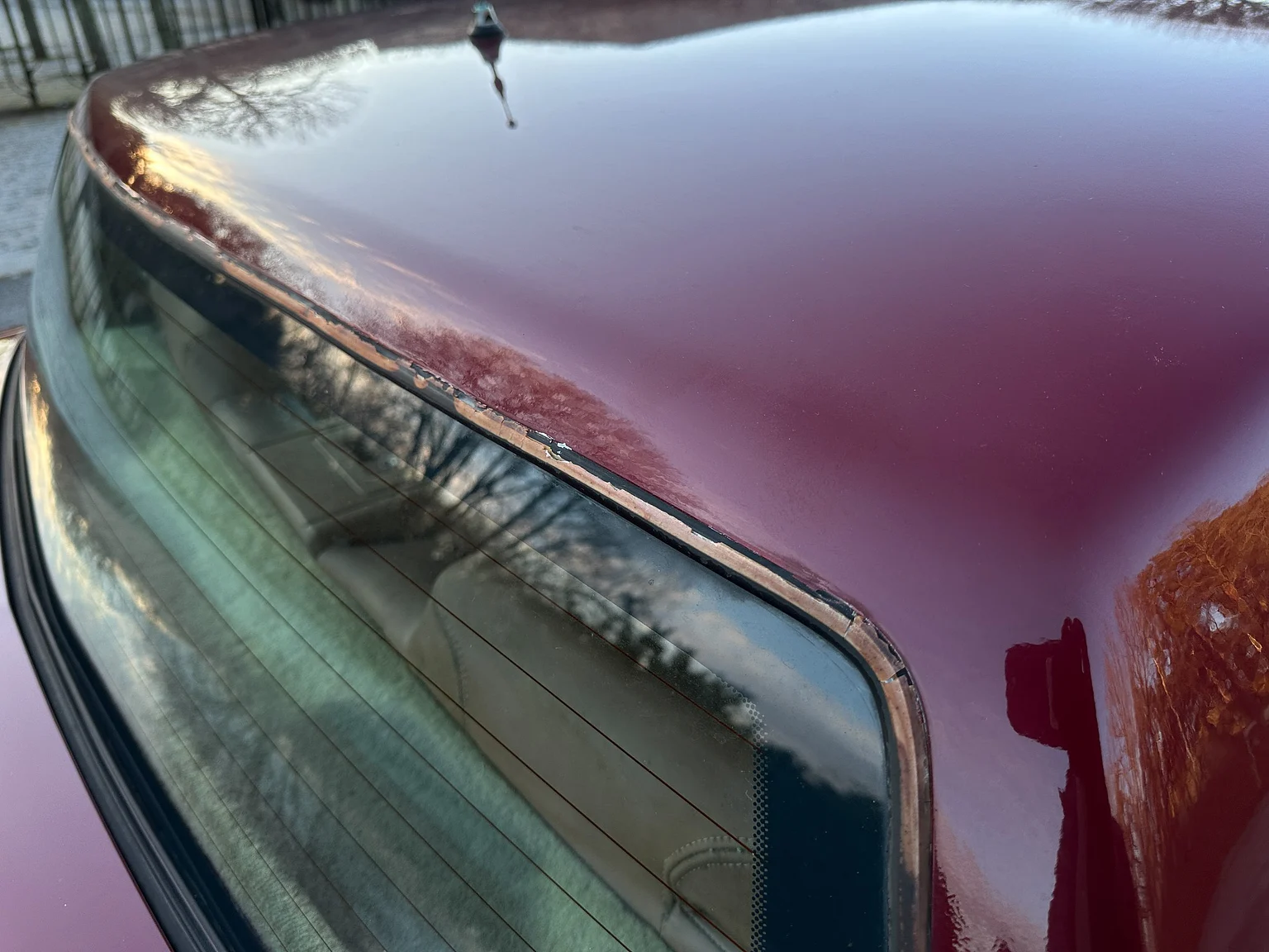 Exterior image of 1989 Cadillac Seville (110)