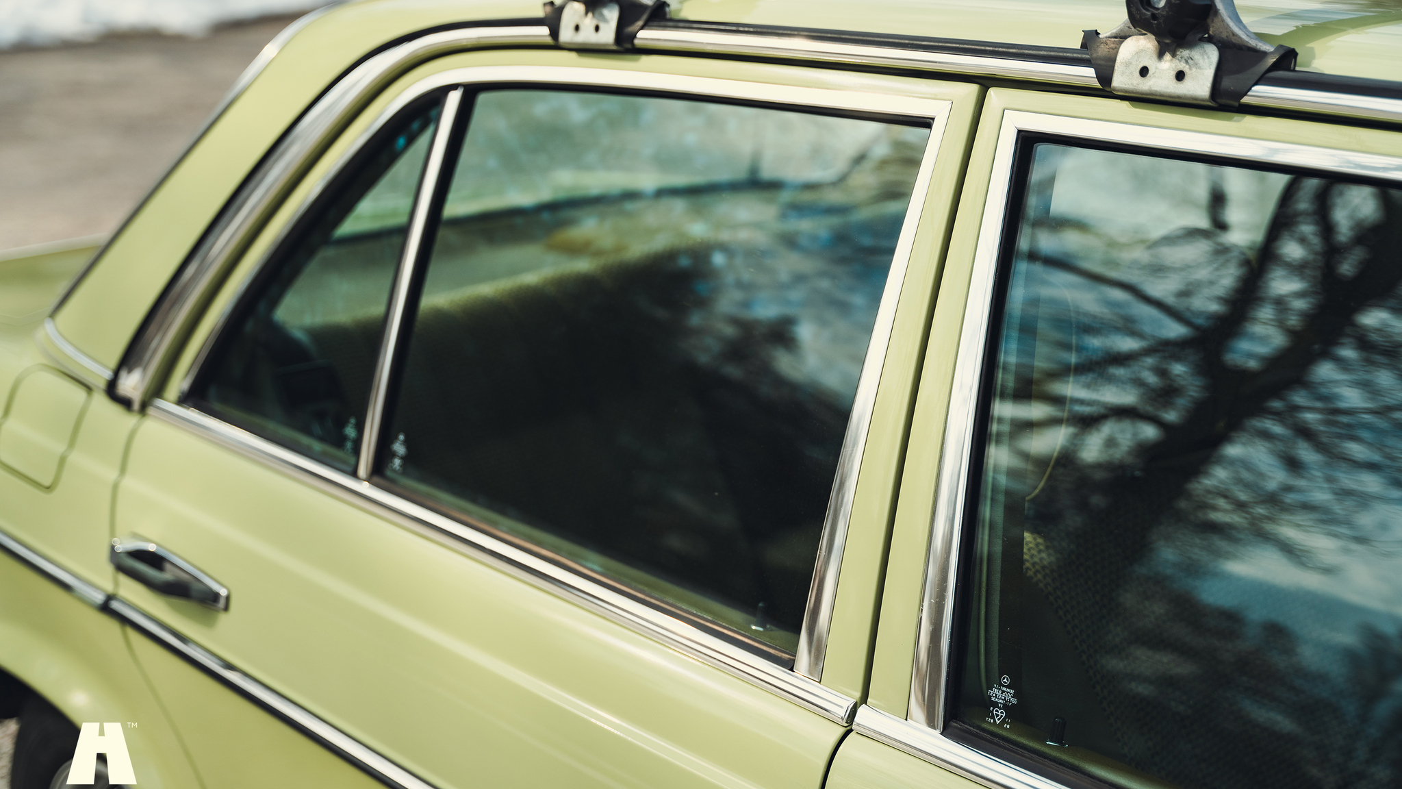 Aussenfoto 1979 Mercedes Benz 230