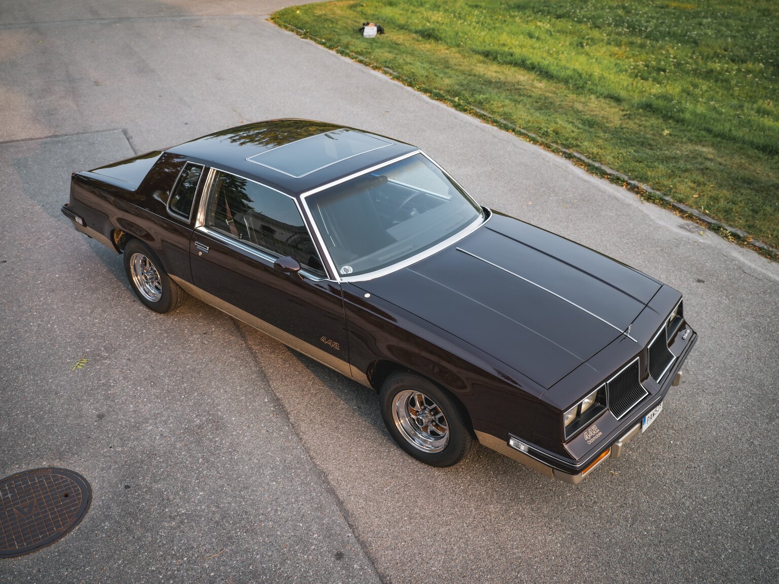 Exteriörbild på 1986 Oldsmobile Cutlass 442