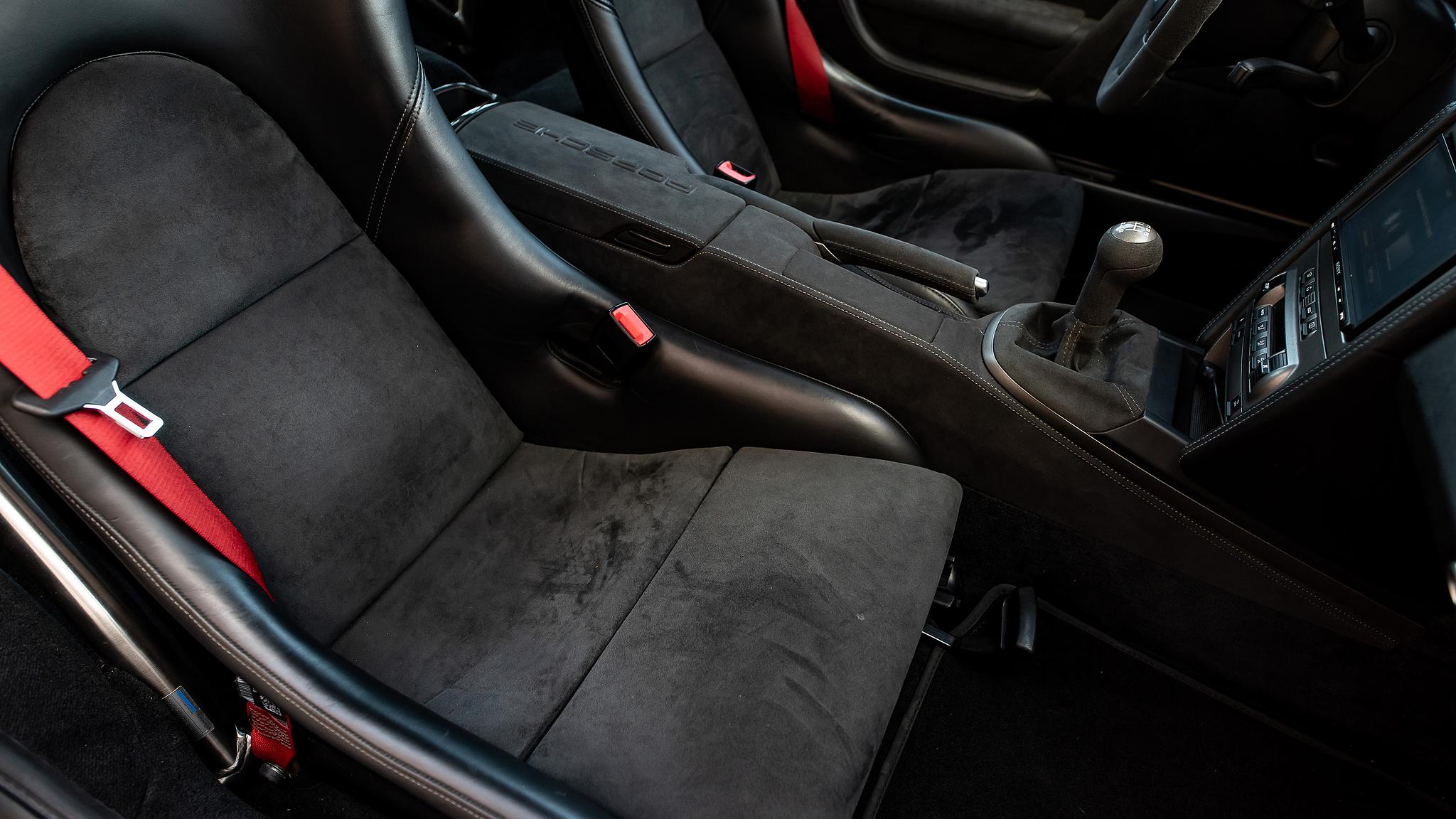 Innenraumfoto von 2007 Porsche 997 GT3 Gen 1  (6)