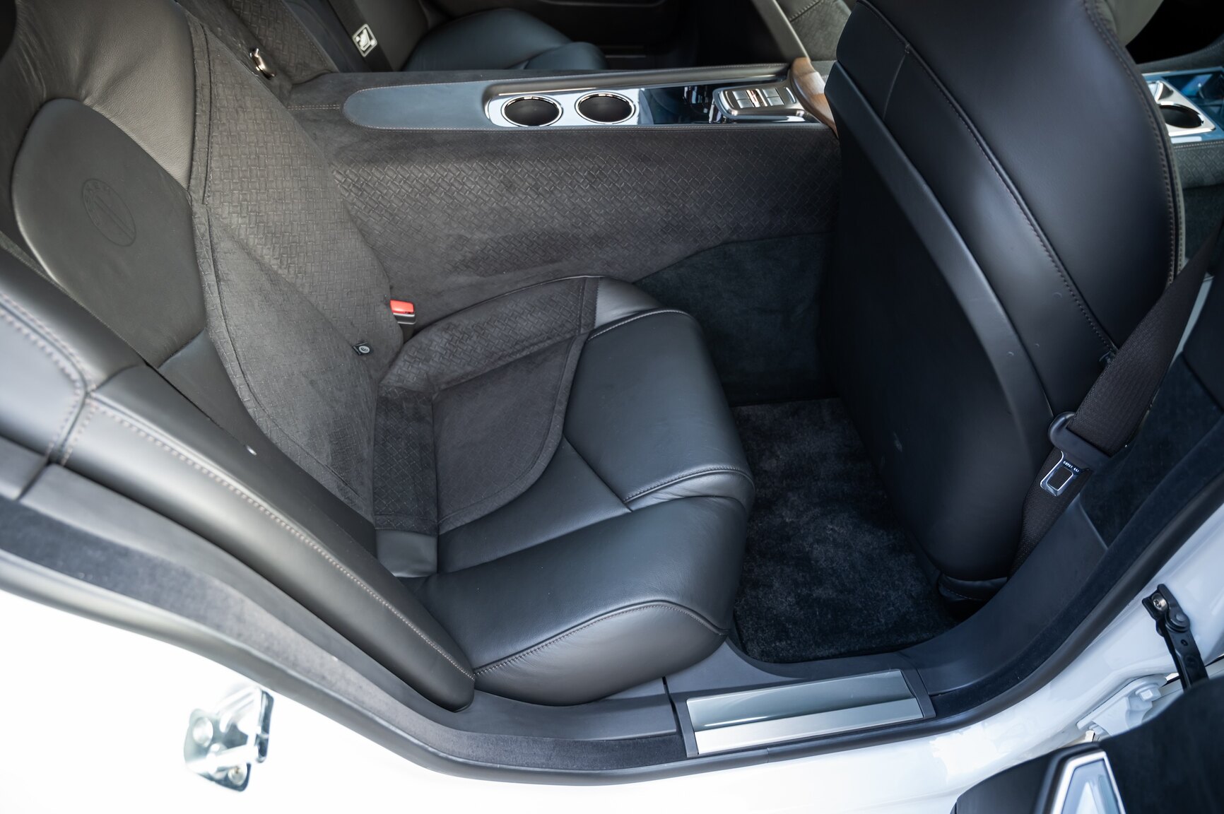 Interiörbild 2012 Fisker Karma ES