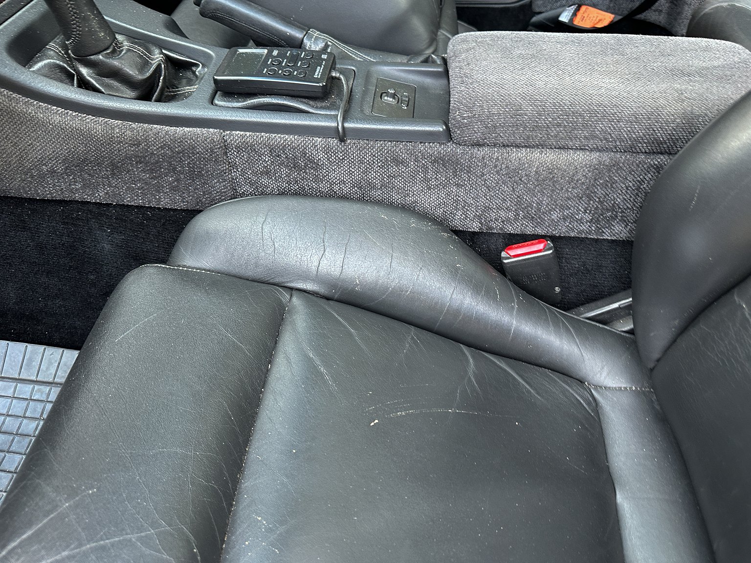 Interior image of 1991 Nissan 300ZX Twin Turbo V6 Z32