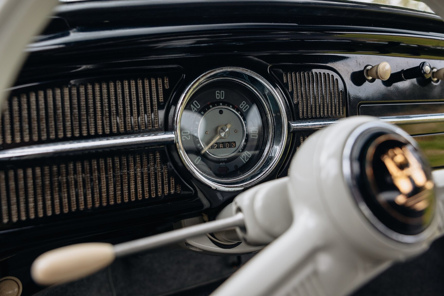 Innenraumfoto von 1958 Volkswagen 1200 (8)