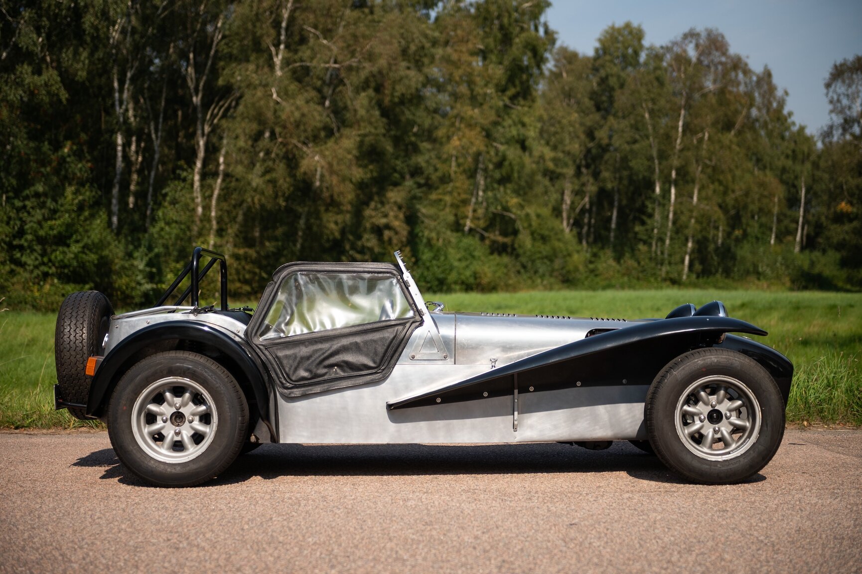 Exterior image of 1969 Lotus Super Seven