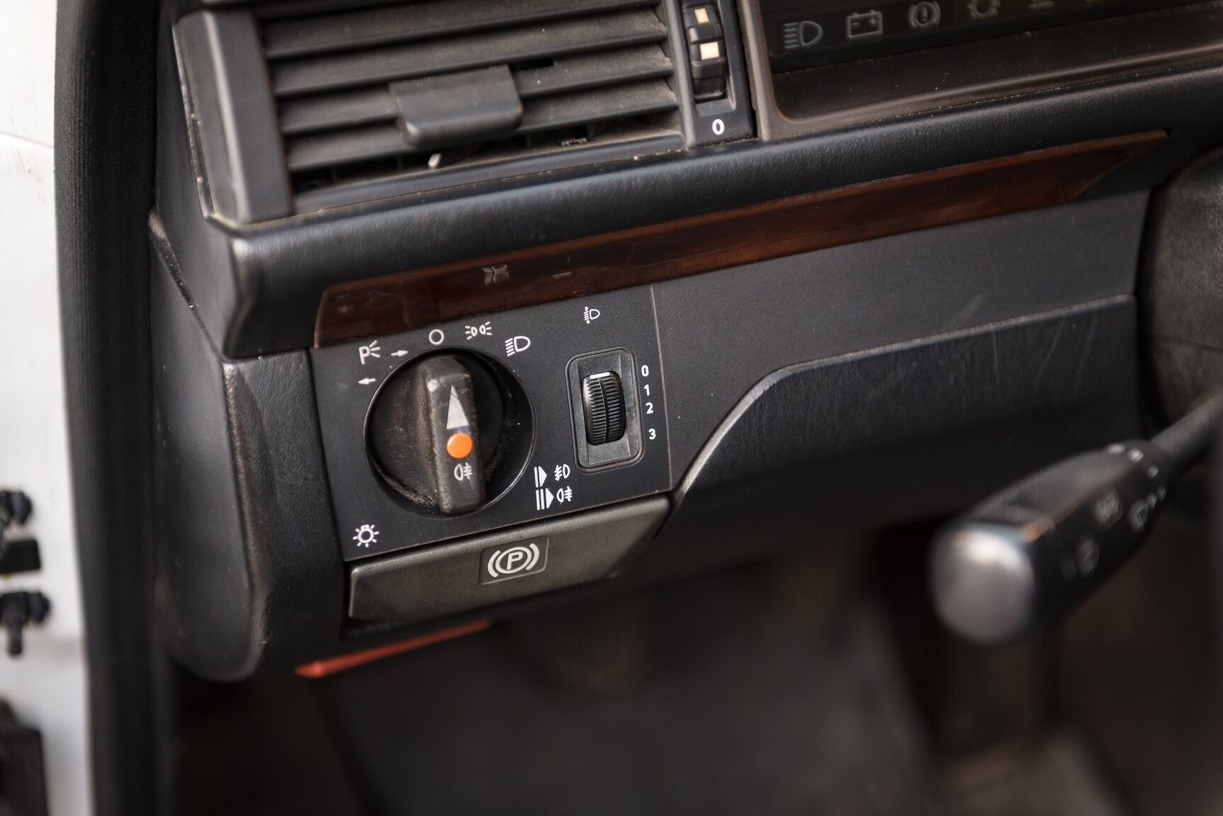 Interior image of 1992 Mercedes-Benz 300CE-24V 