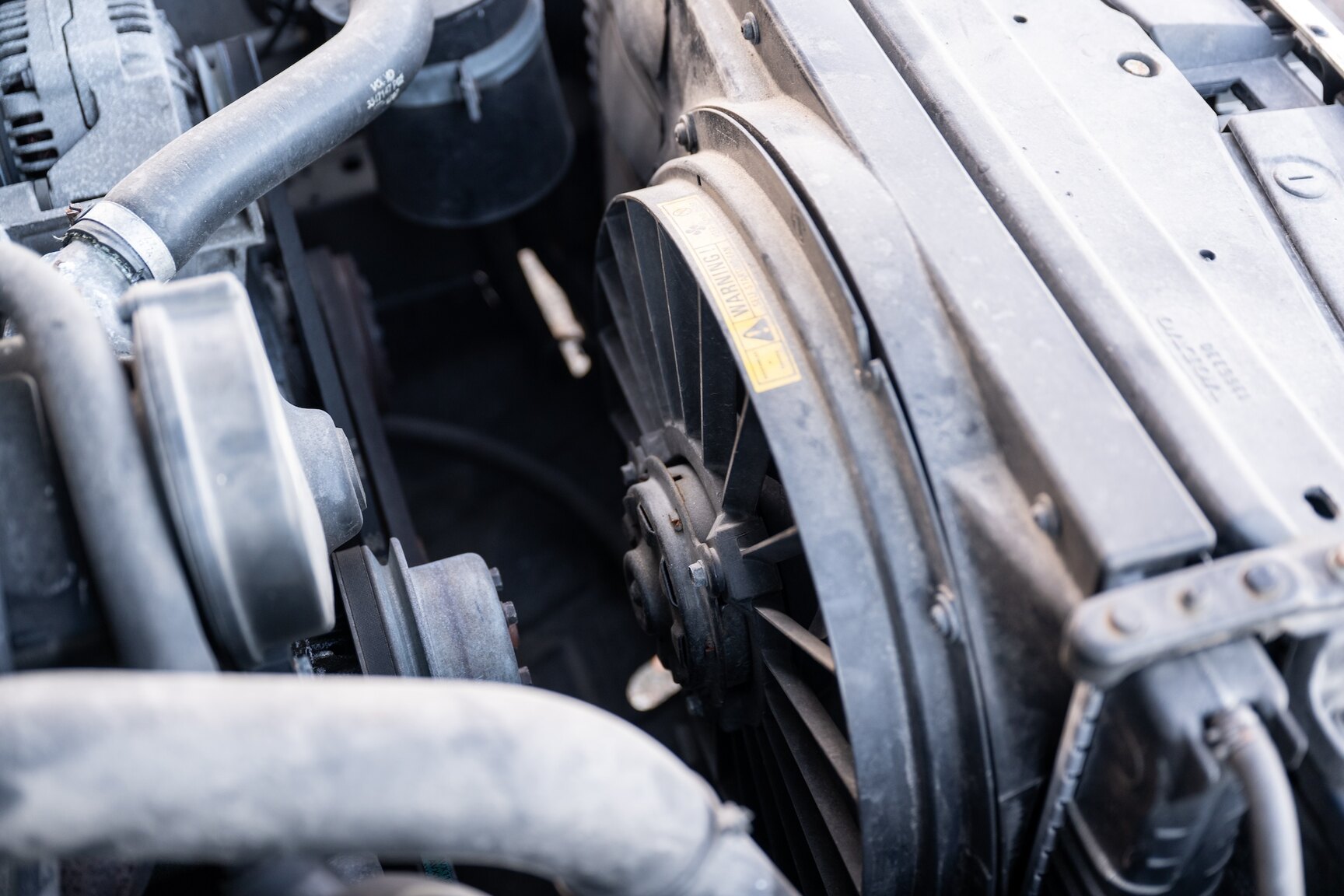 Image of 1998 Volvo 940 Turbo mechanics