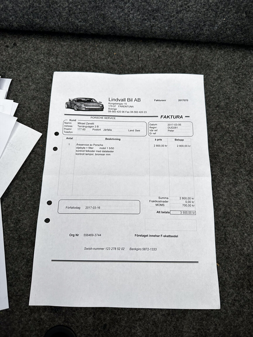 Documentation for 1999 Porsche 911 Carrera 4
