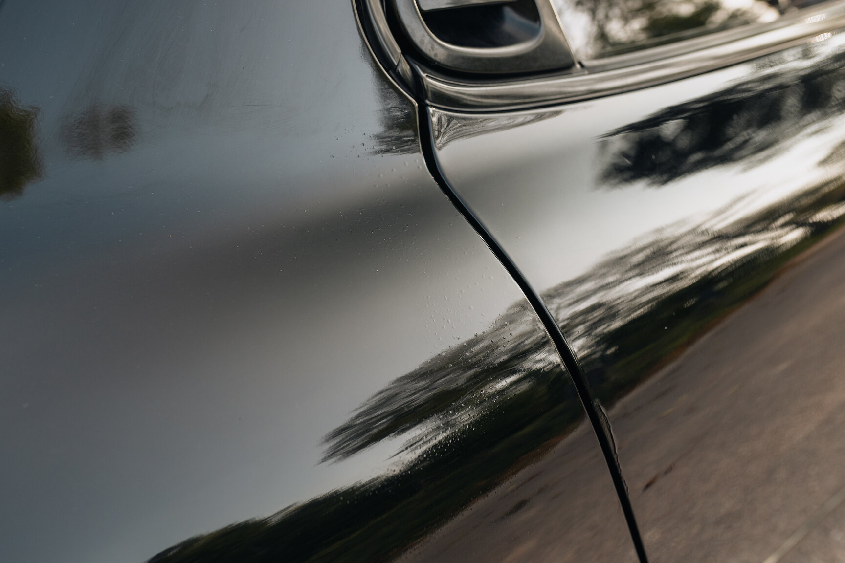 Exterior image of 1994 Mazda RX7 (63)