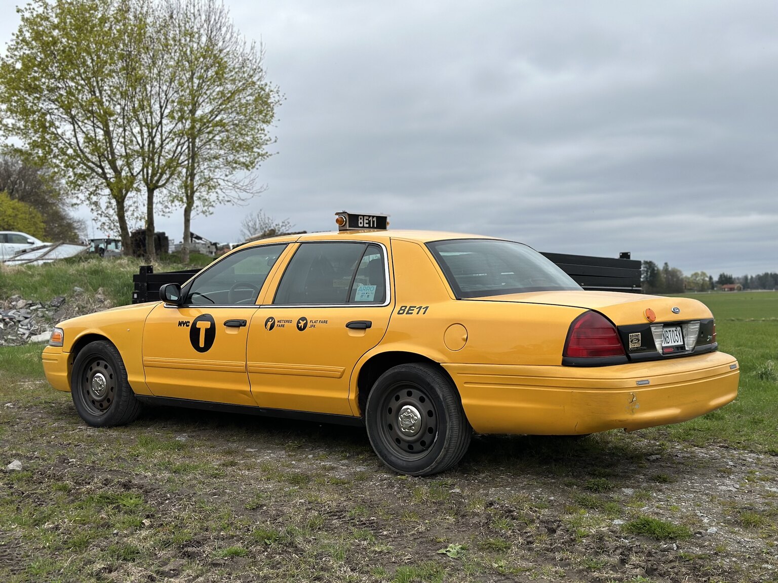 Aussenfoto 2011 Ford Crown Victoria New York Cab (11)