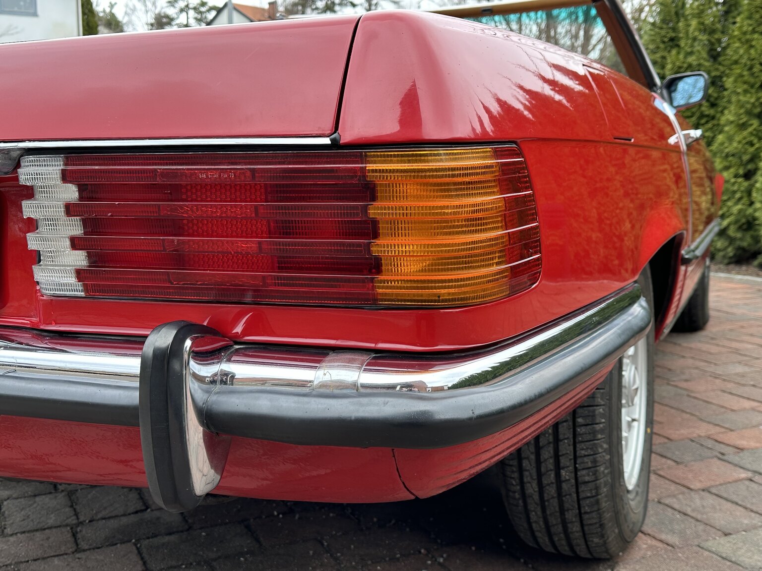 Exteriörbild på 1973 Mercedes-Benz 450 SL
