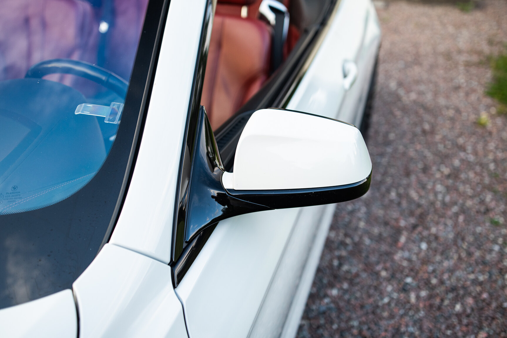 Exteriörbild på 2011 BMW 650i Cabriolet