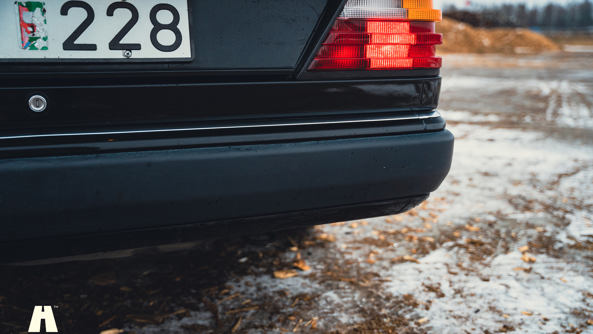 Exteriörbild på 1990 Mercedes 300 CE-24