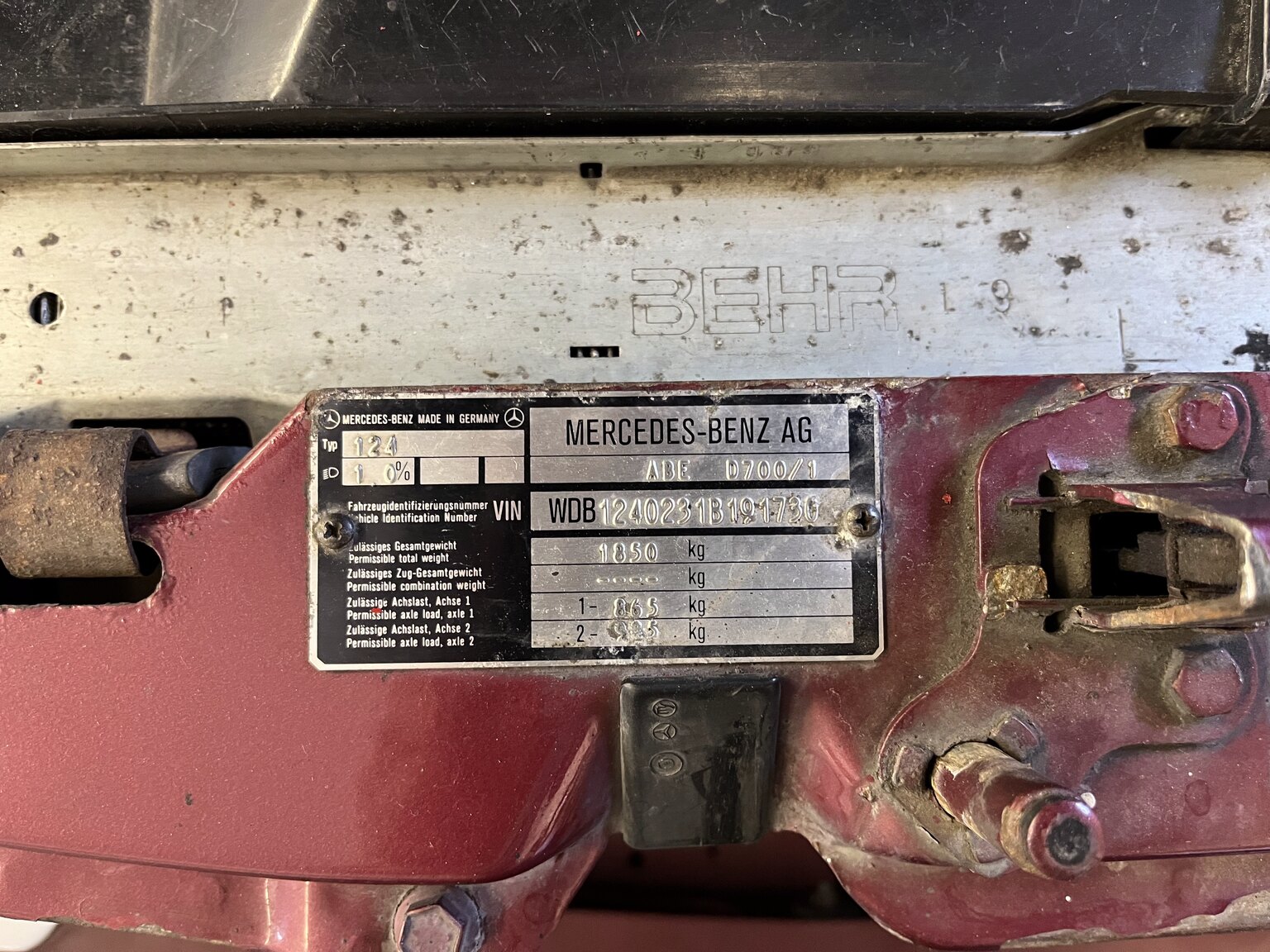 1990 Mercedes-Benz 230 E, Mekanik