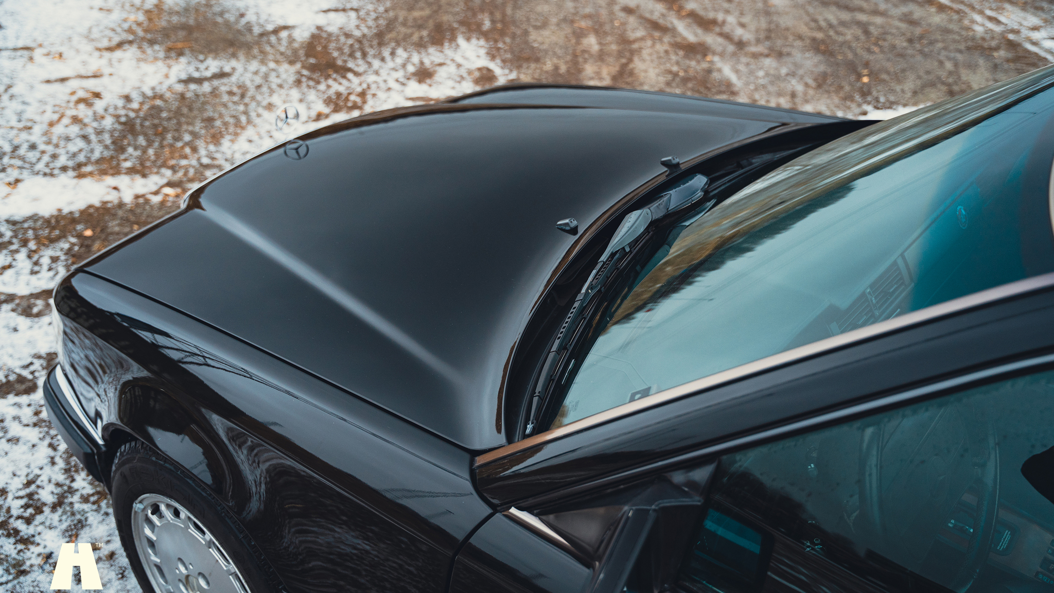 Exteriörbild på 1990 Mercedes 300 CE-24