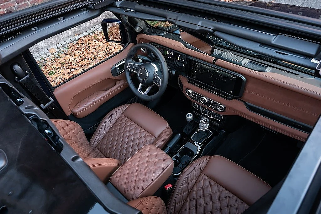 Bild von 2025 Jeep Wrangler (24)
