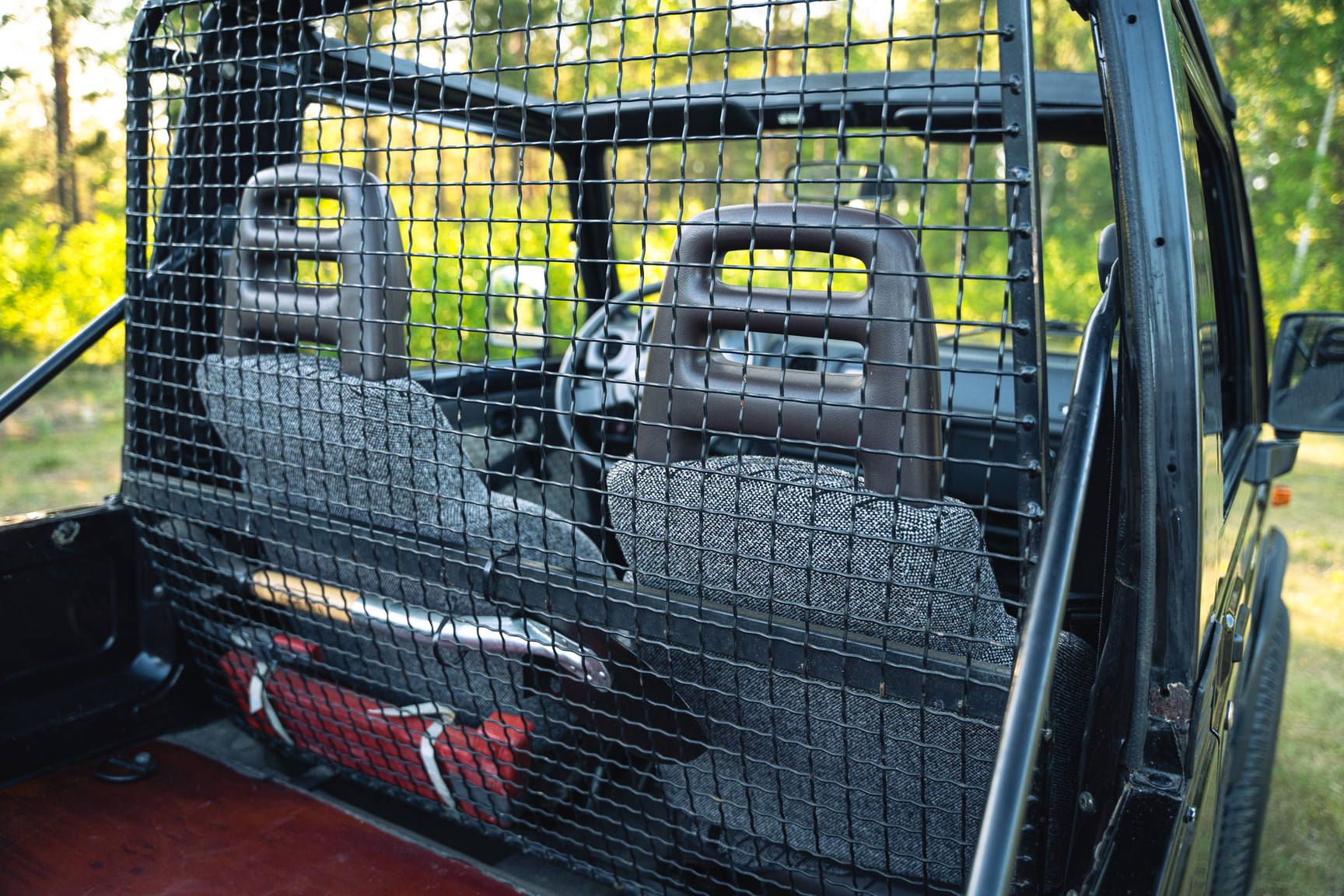 Interior image of 1987 Suzuki SJ413 long