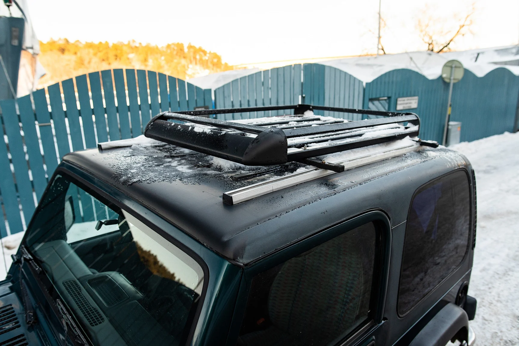 Exteriörbild på 1997 JEEP Wrangler Hardtop 2.5 AWD (11)