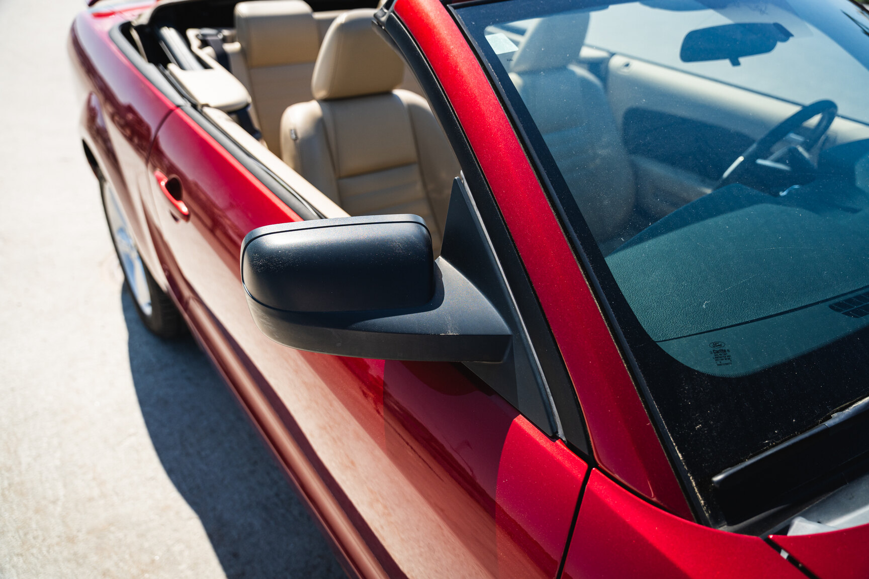 Exteriörbild på 2005 Ford Mustang GT Cabriolet