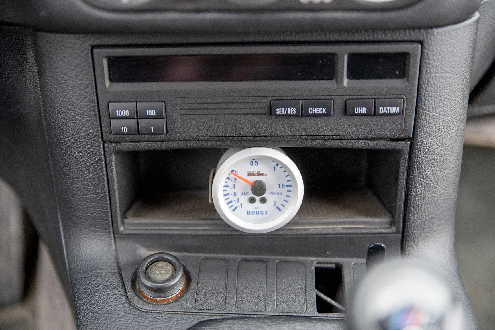 Innenraumfoto von 1992 BMW 325i Turbo (7)