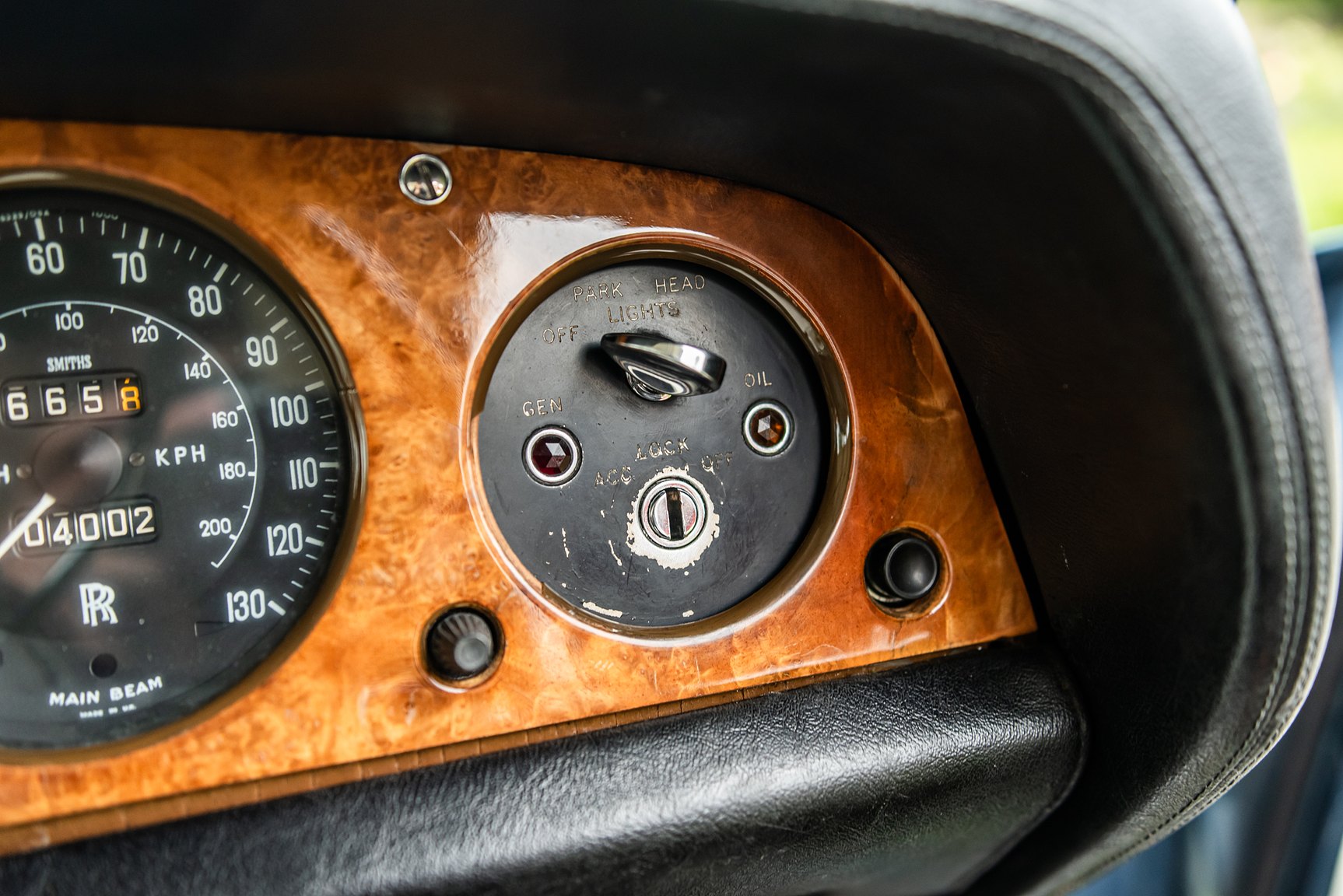Interior image of 1972 Rolls-Royce Silver Shadow