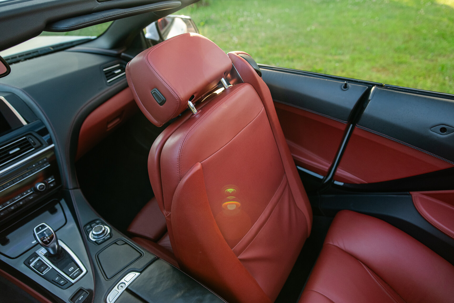 Interiörbild 2011 BMW 650i Cabriolet
