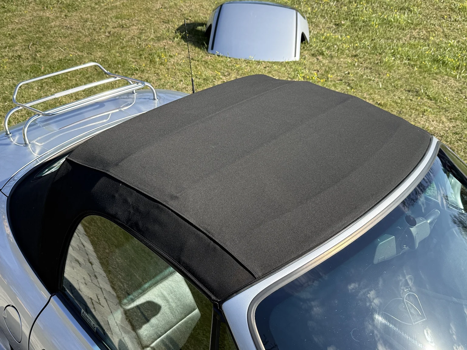 Exterior image of 1996 BMW Z3 1.8 Z3 (46)