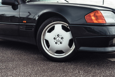 Exteriörbild på 1994 Mercedes SL320 (R129) 