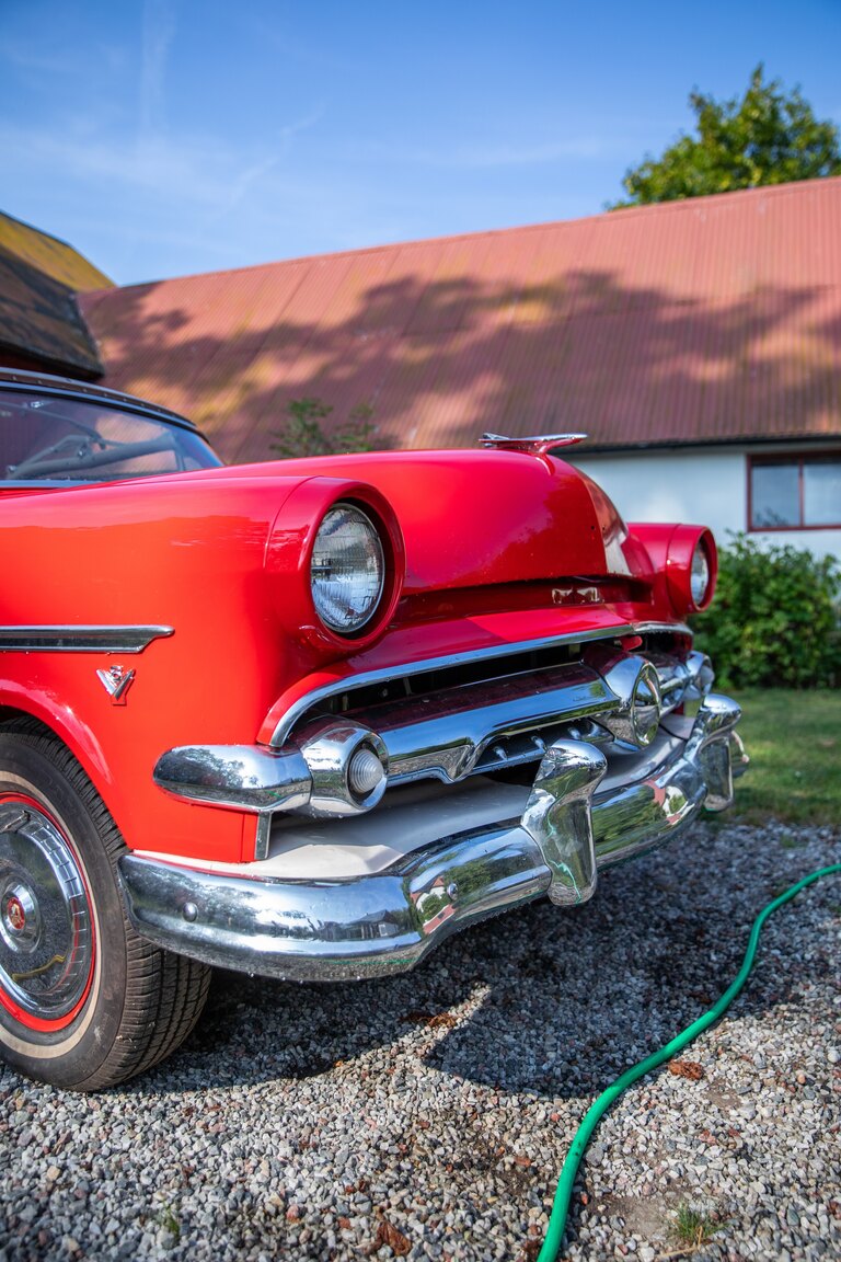 Aussenfoto 1954 Ford Sunliner