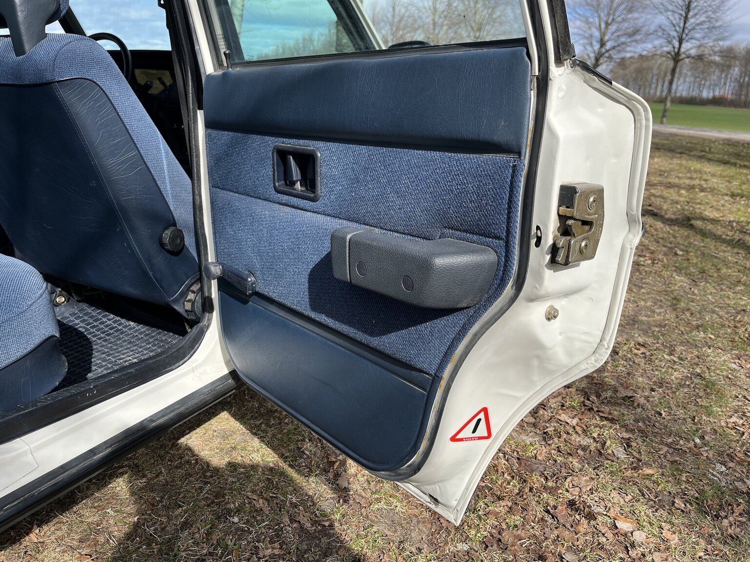 Interior image of 1993 Volvo 245 GL