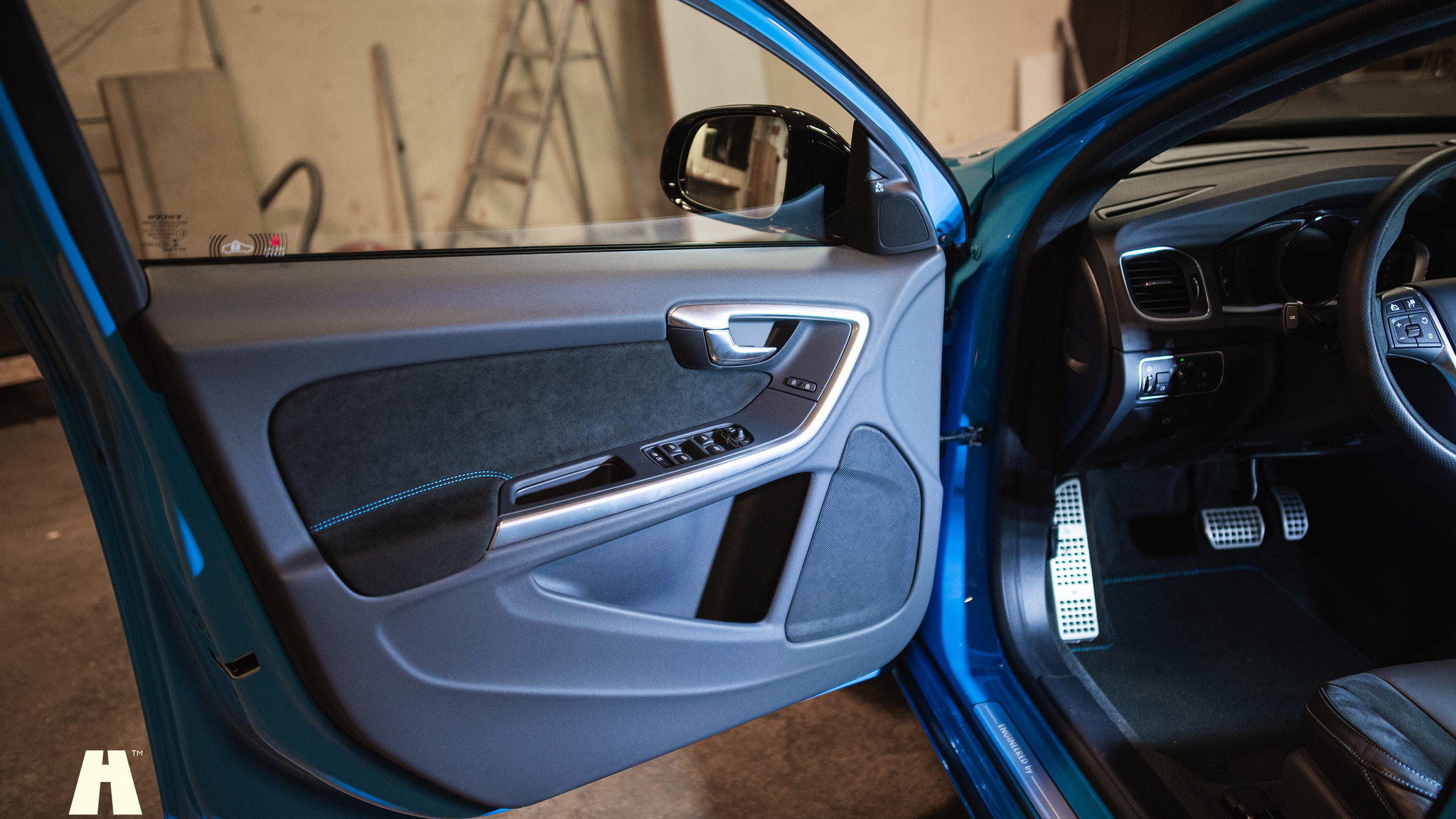 Interiörbild 2017 Volvo V60 Polestar T6